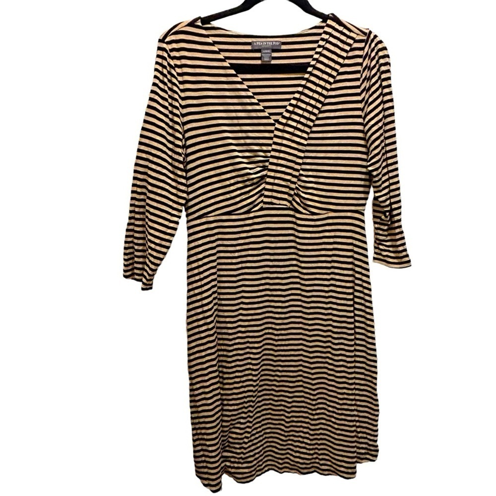 A Pea in a Pod Black Tan Striped Stretchy Lightweight Chic Comfy Maternity Dress